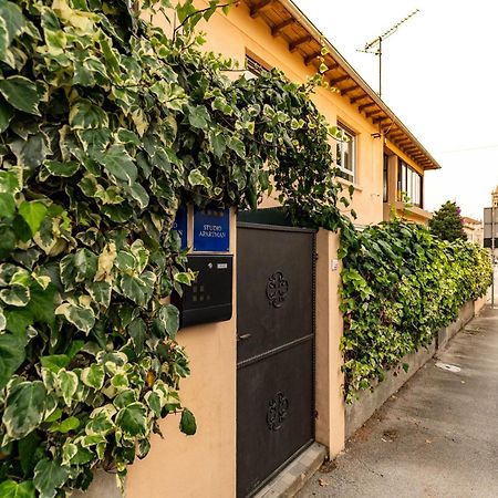 Colosseum Garden Studio Apartments Пула Екстер'єр фото