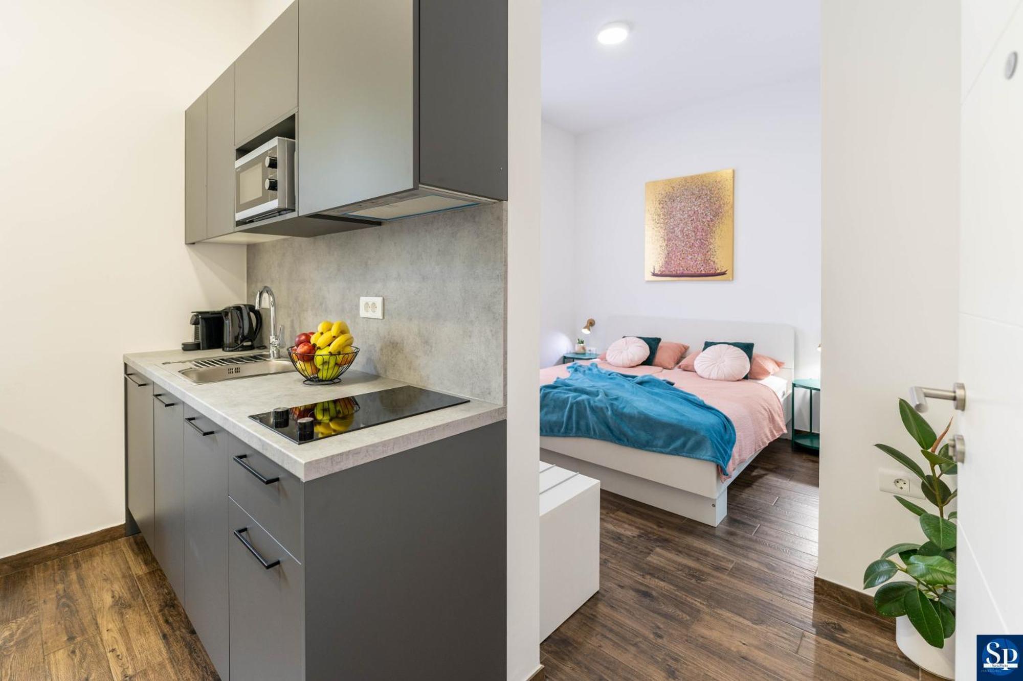 Colosseum Garden Studio Apartments Пула Екстер'єр фото