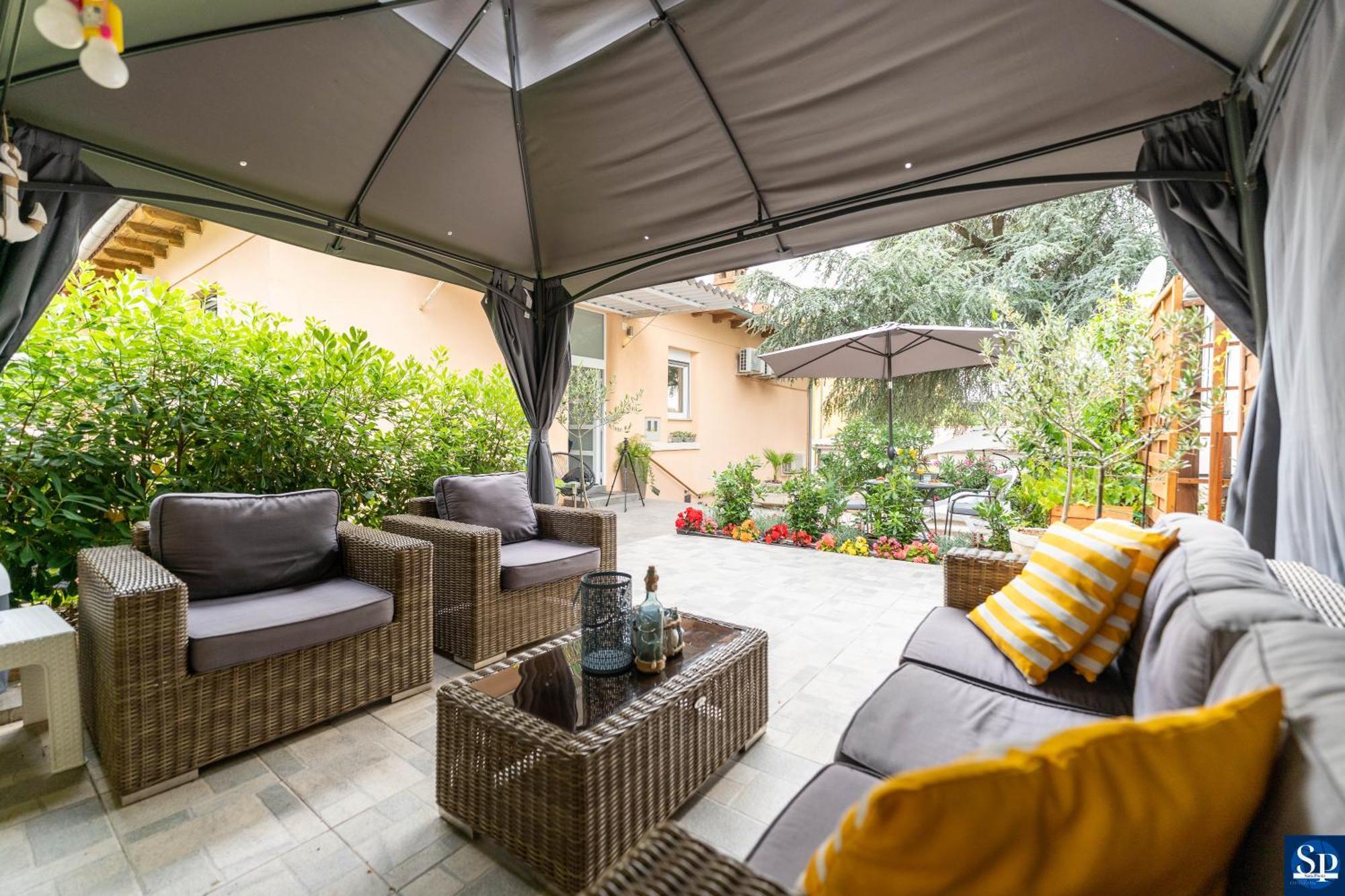 Colosseum Garden Studio Apartments Пула Екстер'єр фото